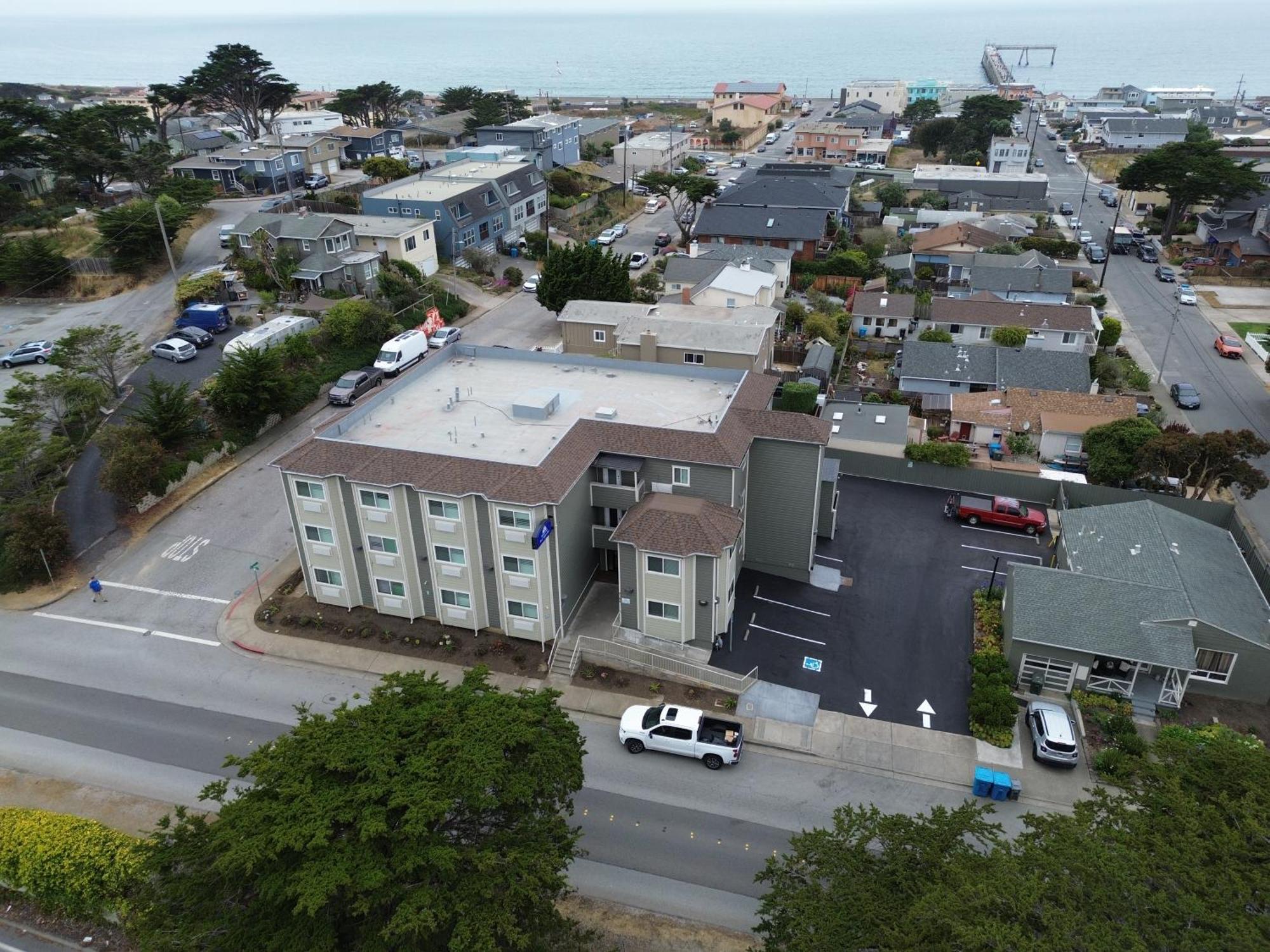 Pacific Drift San Francisco Pacifica Motel Exterior photo
